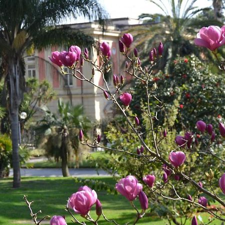 Casina Via Foria Panzió Nápoly Kültér fotó