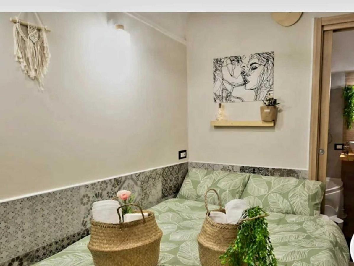 Casina Via Foria Panzió Nápoly Kültér fotó